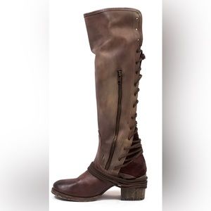 Freebird Coal Leather boots